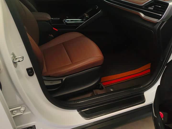 Kia Sportage GT-line, 2024 — фото 8 из 9