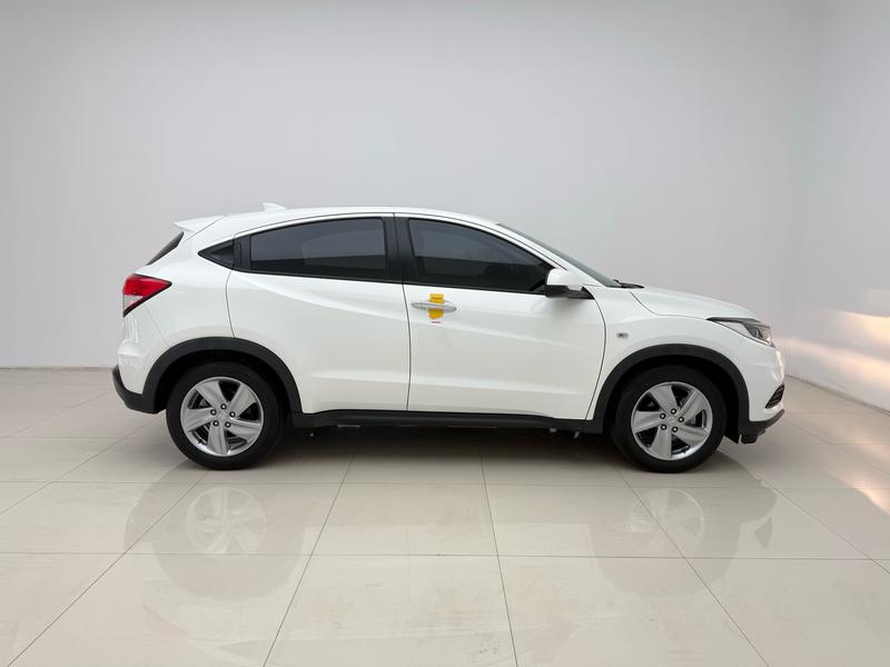 Honda Vezel, 2022 — фото 8 из 12