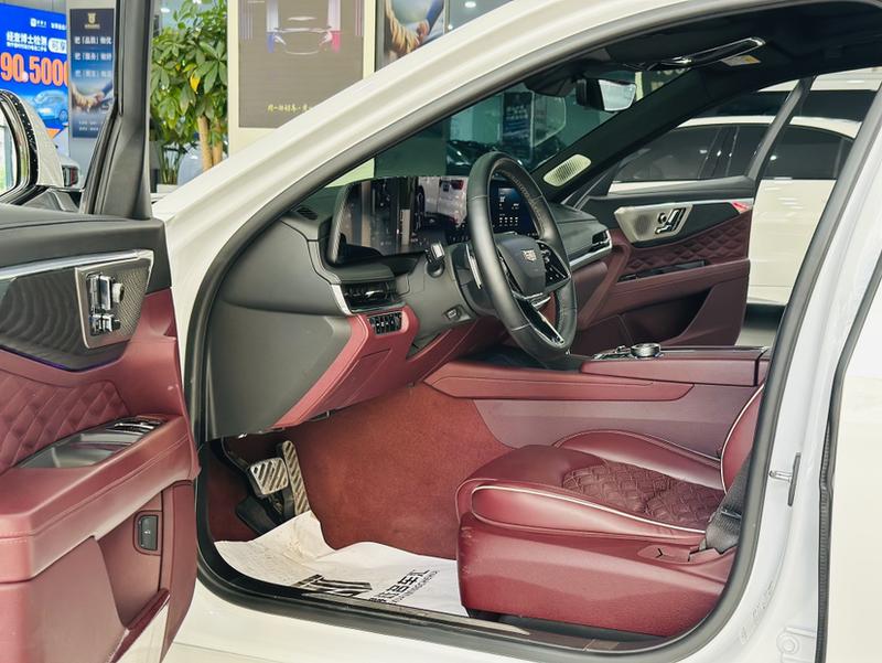 Cadillac CT6, 2023 — фото 12 из 12