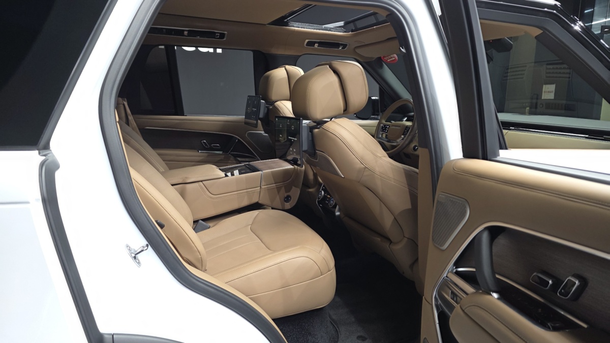 Land Rover Range Rover, 2025 — фото 11 из 12