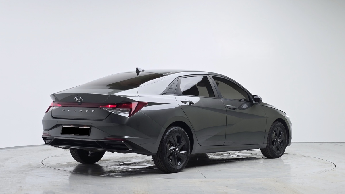 Hyundai Avante, 2022 — фото 2 из 12