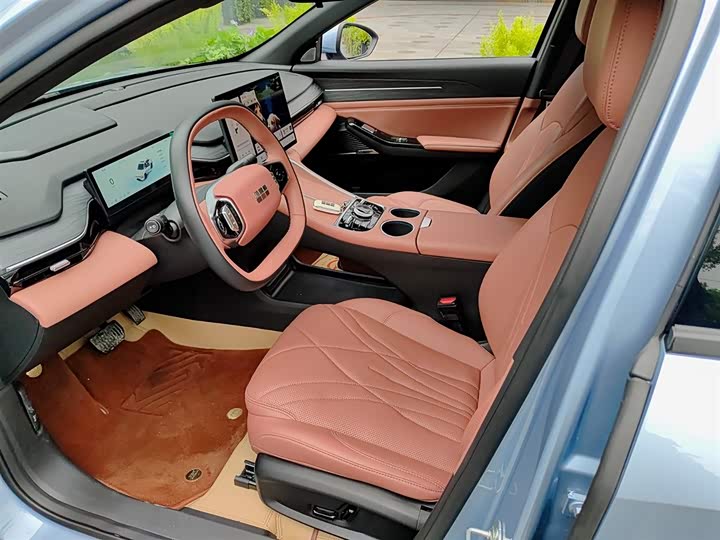 Geely Galaxy L6, 2025 — фото 7 из 9