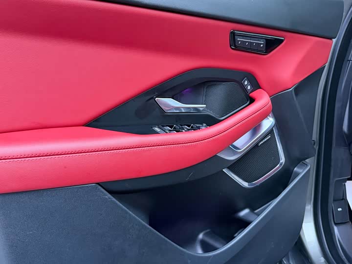 Jaguar E-Pace, 2023 — фото 9 из 9