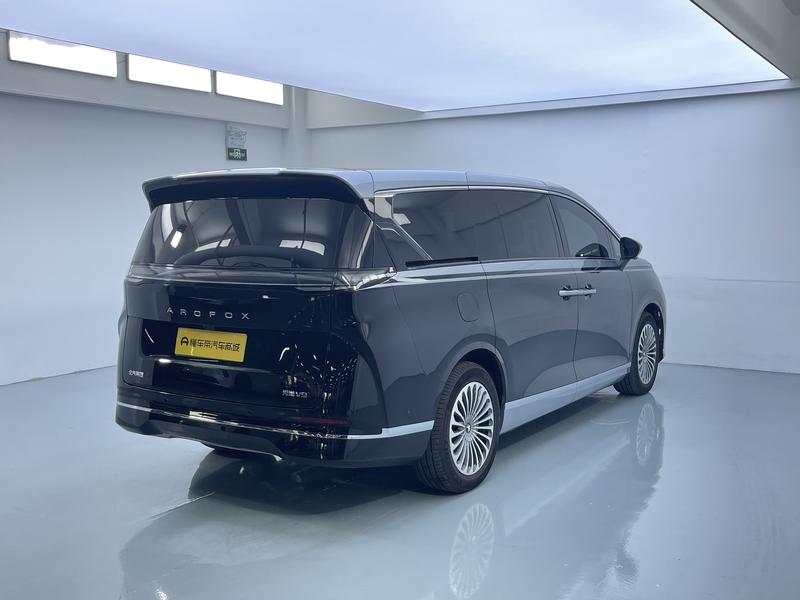 BAIC Arcfox Wendao V9, 2026 — фото 7 из 12