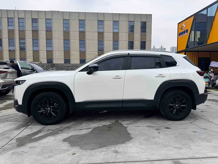 Mazda CX-50, 2023 — фото 3 из 9