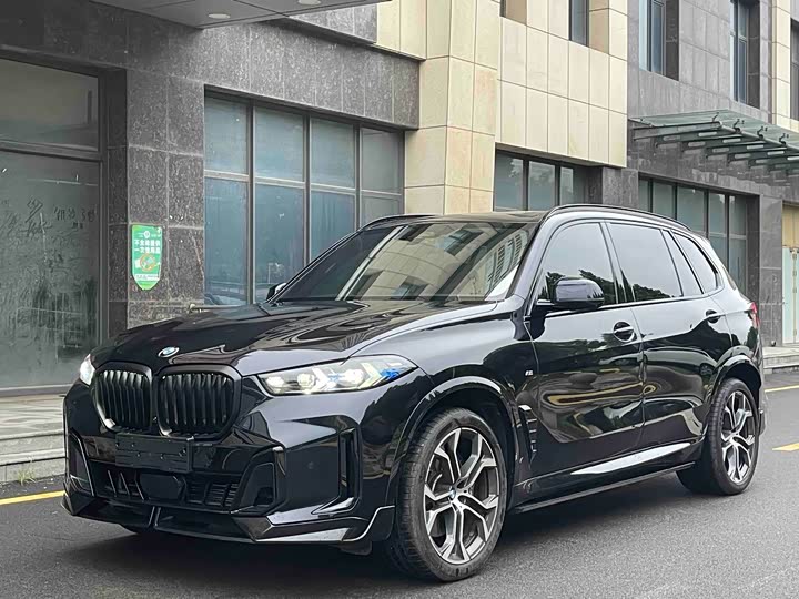 BMW X5, 2025 — купить в Костроме под ключ