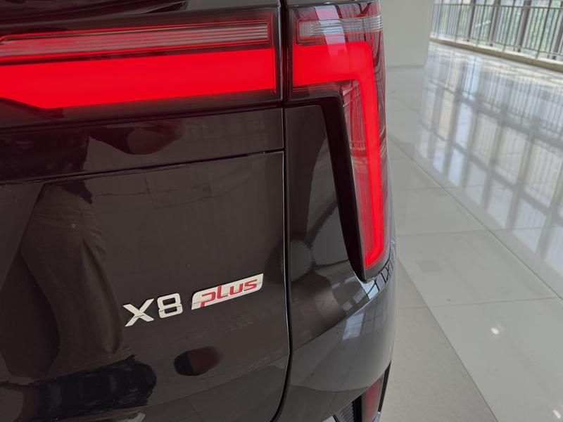 JAC X8 Plus, 2024 — фото 8 из 12