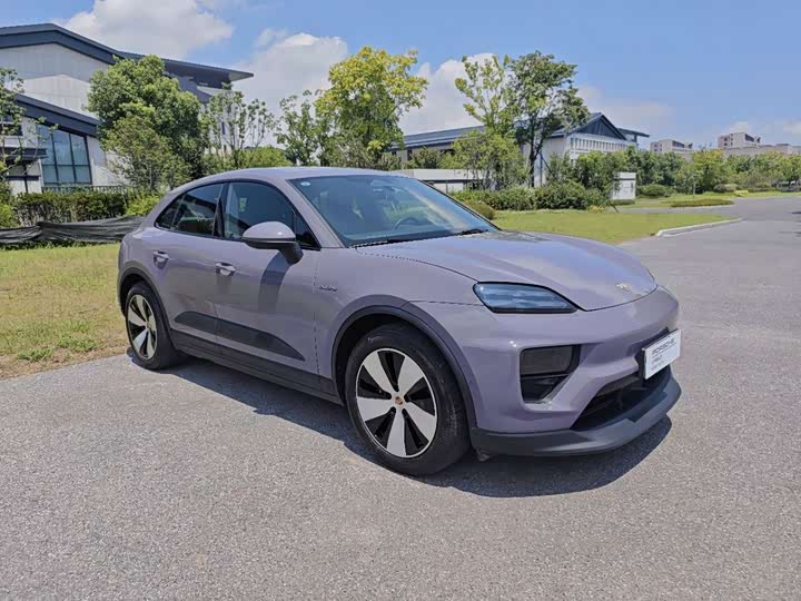 Porsche Macan EV, 2025 — фото 6 из 9