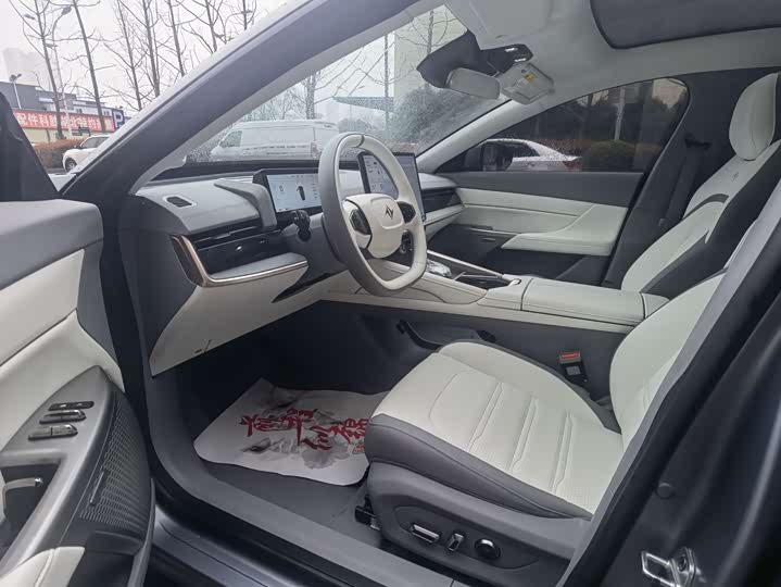 Dongfeng Yipai eπ 007, 2023 — фото 4 из 9