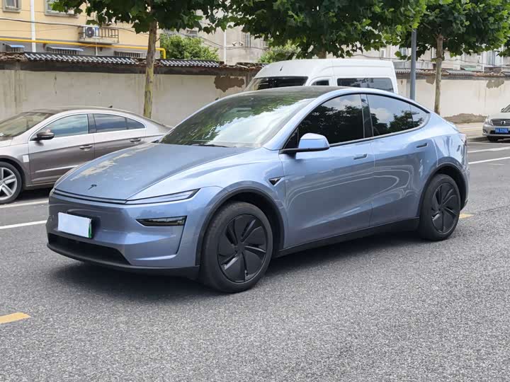 Tesla Model Y, 2026 — купить в Оренбурге под ключ