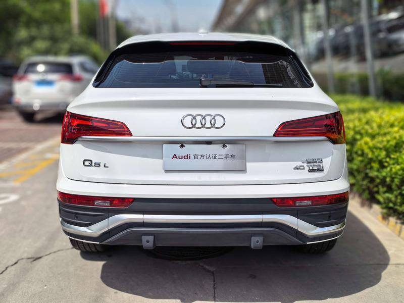 Audi Q5L Sportback, 2022 — фото 5 из 12