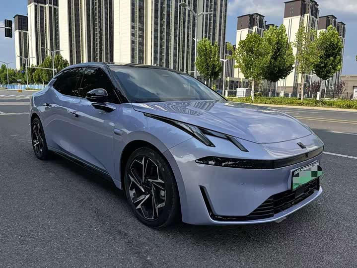 Lynk & Co 07 EM-P Hybrid, 2025 — фото 3 из 9