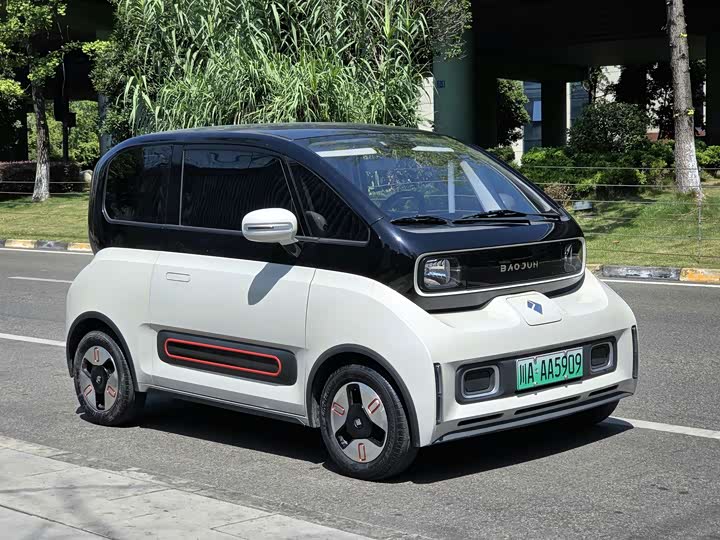 Baojun KiWi EV, 2022 — фото 3 из 9