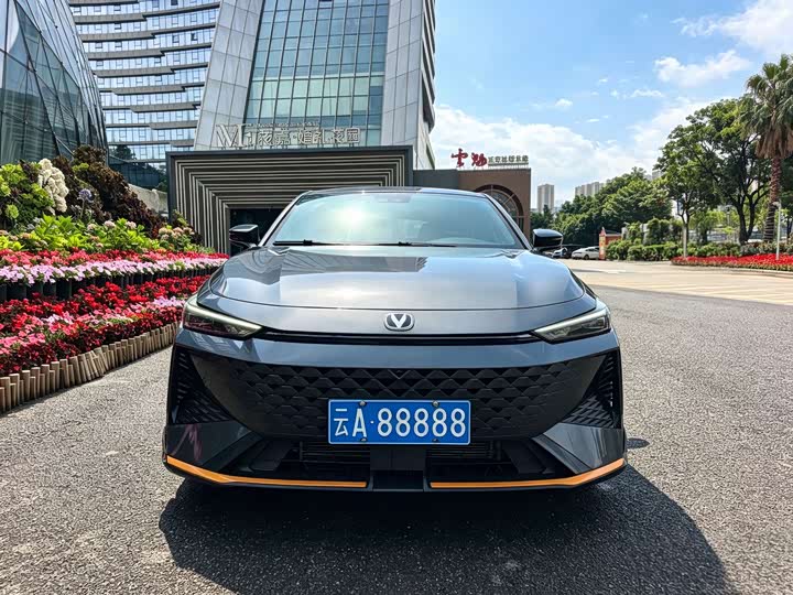 Changan UNI-V, 2024 — фото 2 из 9