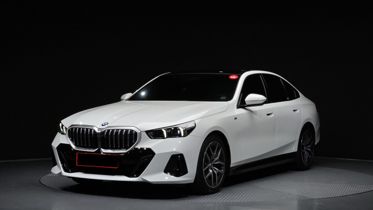 BMW 5 Series, 2024 — купить в Санкт-Петербурге под ключ