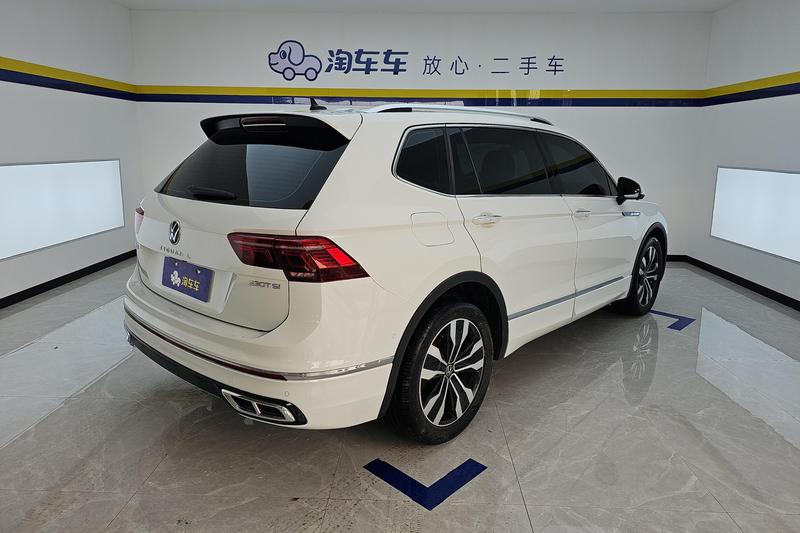 Volkswagen Tiguan L Pro, 2023 — фото 3 из 12