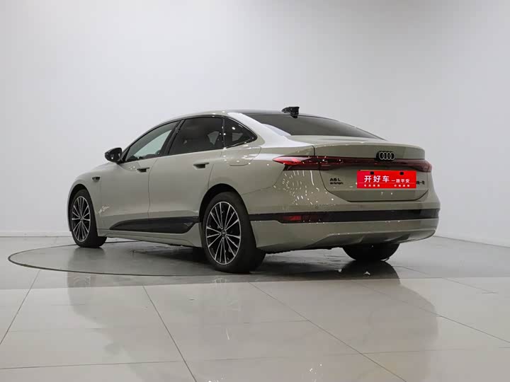 Audi A6L e-tron, 2025 — фото 3 из 9