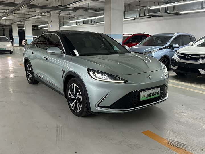 BAIC Arcfox Alpha S, 2021 — фото 3 из 9