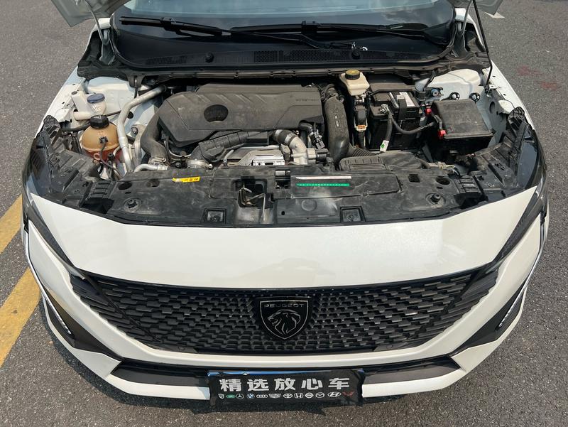 Peugeot 408, 2024 — фото 9 из 12