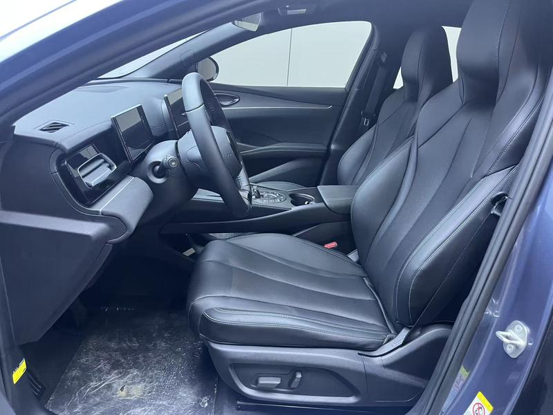 BYD Seal 06 Hybrid/EV, 2024 — фото 10 из 12