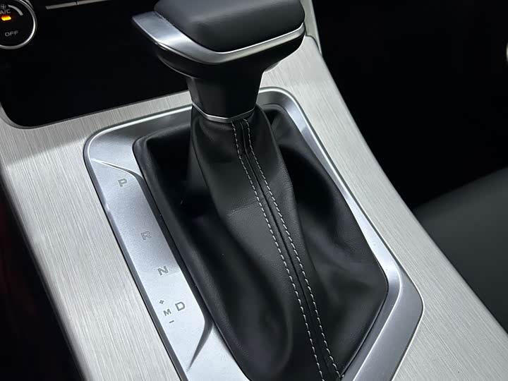 Geely Coolray, 2024 — фото 8 из 9