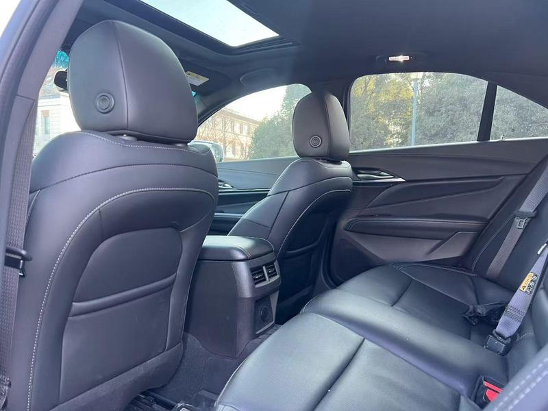 Cadillac CT4, 2023 — фото 10 из 11