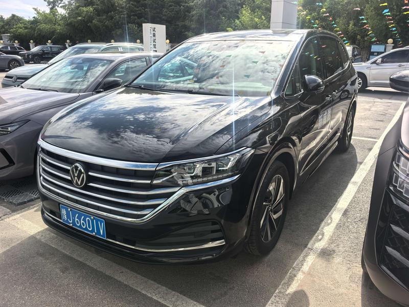 Volkswagen Viloran, 2025 — купить в Владимире под ключ