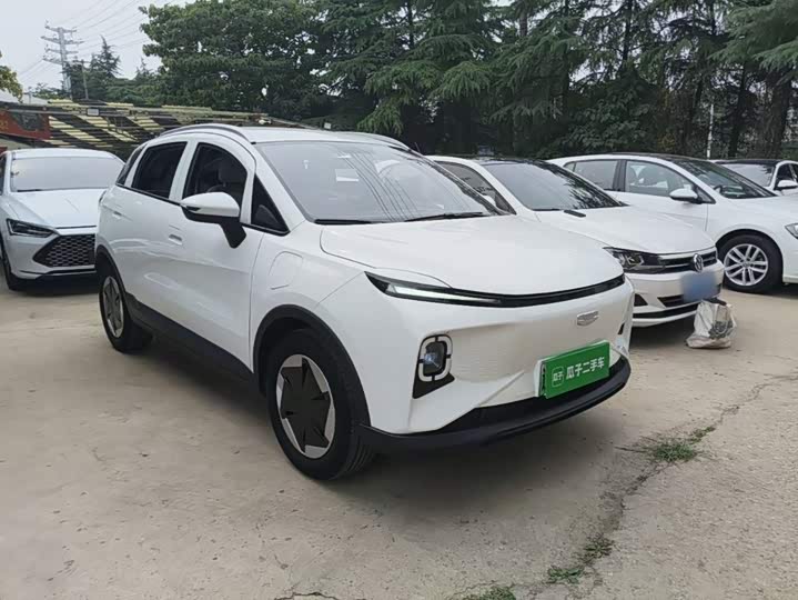 Geely Geometry E Firefly, 2024 — фото 4 из 9
