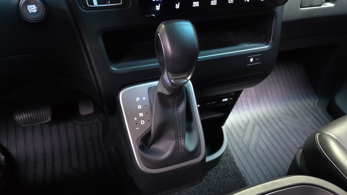Hyundai Staria, 2022 — фото 9 из 12