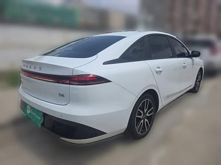 Roewe D6, 2025 — фото 5 из 9