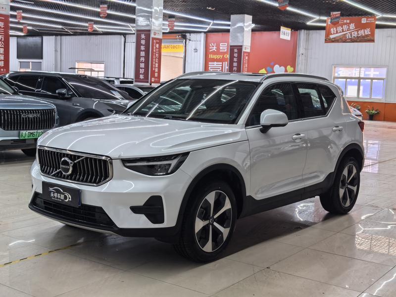 Volvo XC40, 2024 — купить в Санкт-Петербурге под ключ