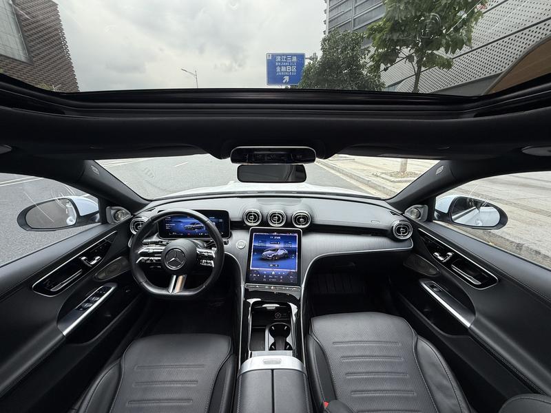 Mercedes-Benz C-Class, 2023 — фото 7 из 10