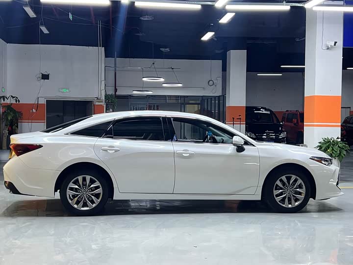 Toyota Avalon, 2022 — фото 8 из 9
