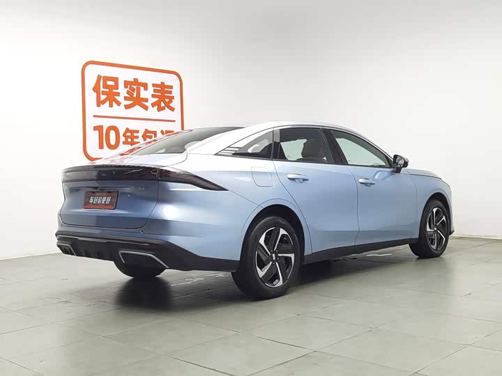 Geely Galaxy L6, 2024 — фото 2 из 9