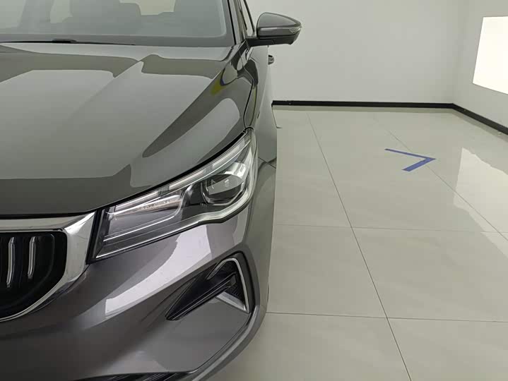 Geely Emgrand, 2023 — фото 5 из 9