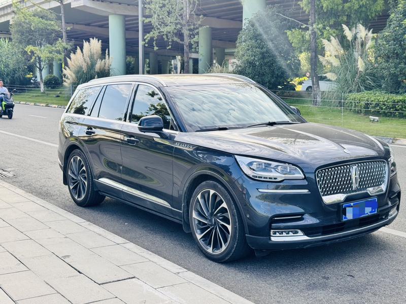 Lincoln Aviator, 2021 — фото 3 из 10