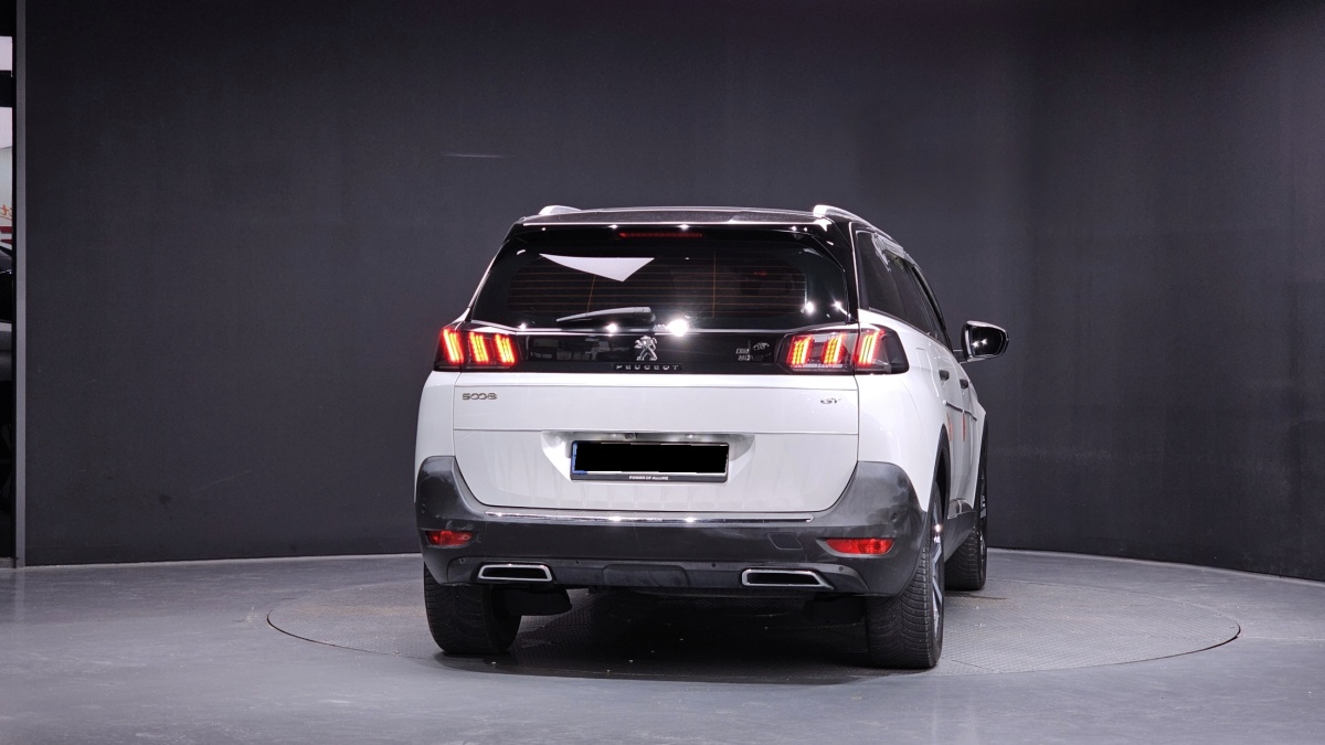 Peugeot 5008, 2022 — фото 4 из 12