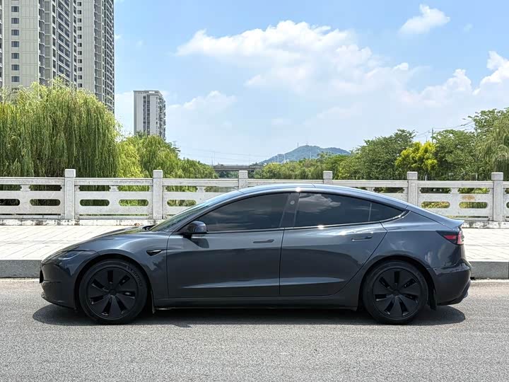 Tesla Model 3, 2023 — фото 3 из 9