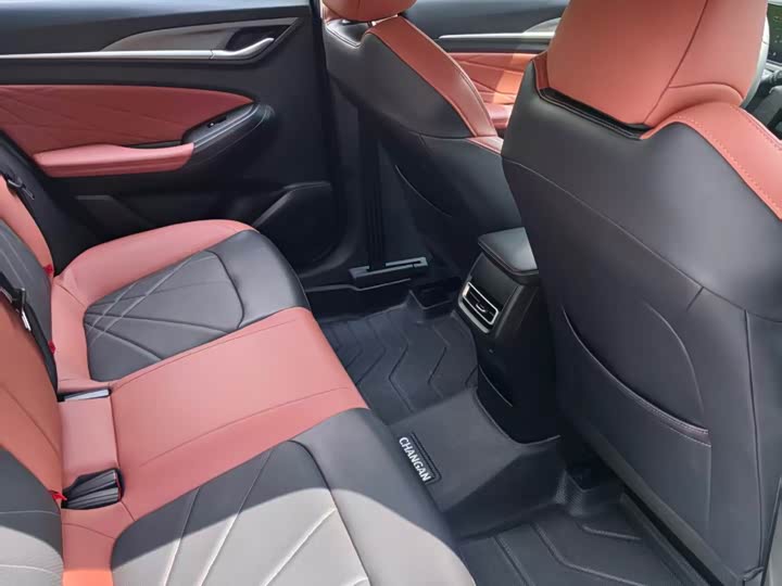 Changan Eado Plus, 2023 — фото 8 из 9