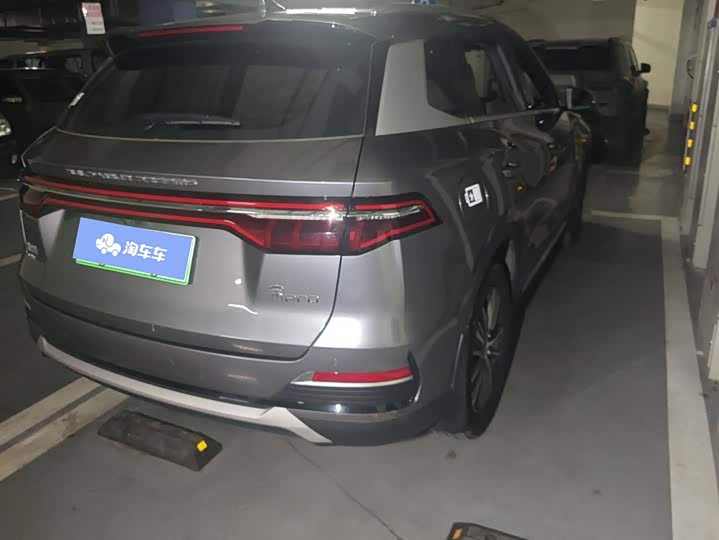 BYD Song Pro Hybrid, 2022 — фото 2 из 9