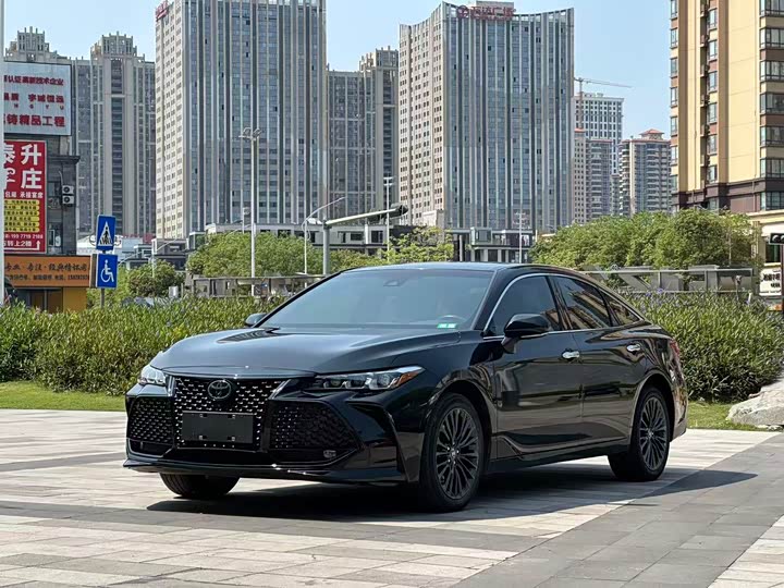 Toyota Avalon, 2022 — купить в Перми под ключ