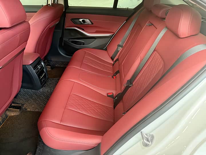 BMW 3 Series, 2024 — фото 8 из 9