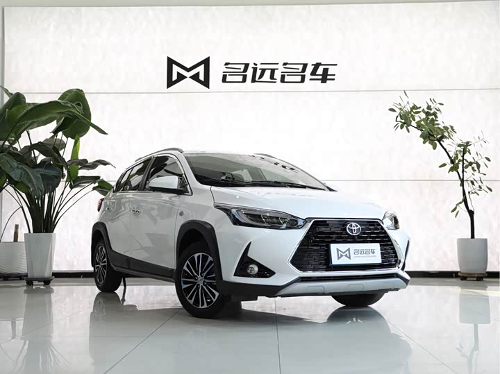 Toyota Yaris L Hatchback, 2022 — фото 3 из 9