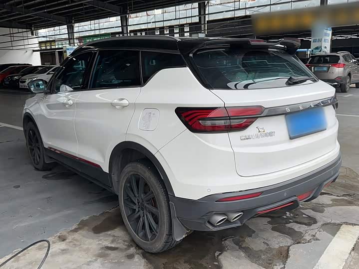 Geely Coolray, 2022 — фото 5 из 9