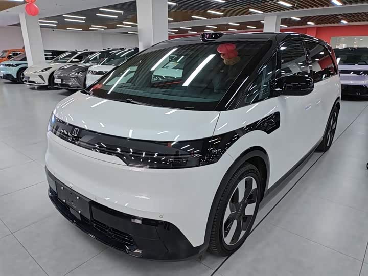 Zeekr Mix, 2025 — купить в Москве под ключ