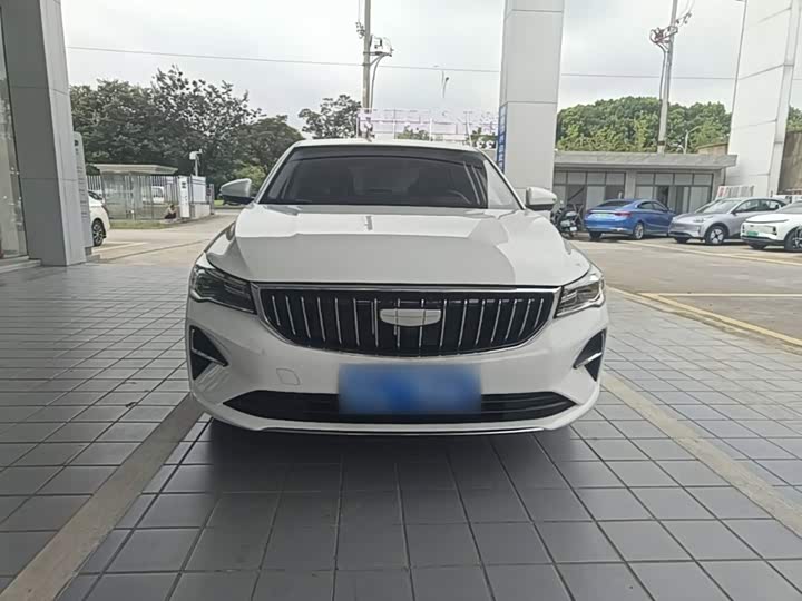 Geely Emgrand, 2025 — фото 3 из 9