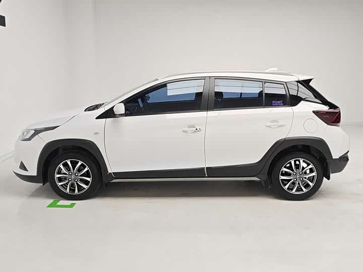 Toyota Yaris L Hatchback, 2022 — фото 9 из 9