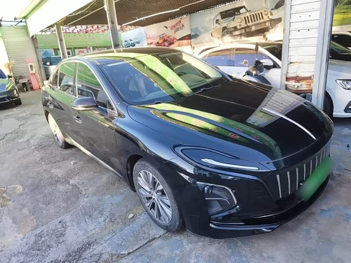 Hongqi E-QM5, 2023 — фото 4 из 9