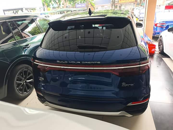 BYD Song Pro Hybrid, 2021 — фото 6 из 9