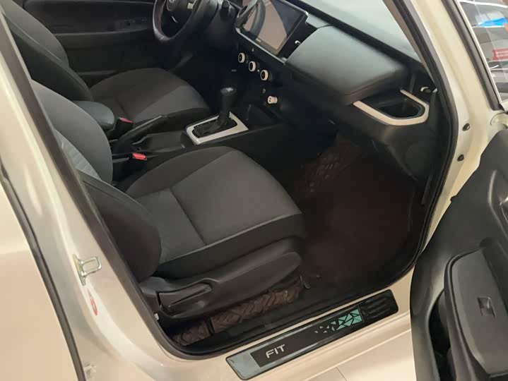 Honda Fit, 2023 — фото 4 из 9